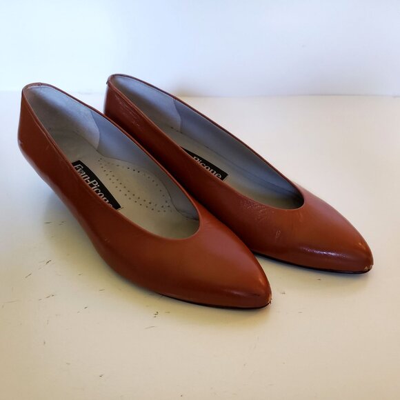 Chic Evan-Picone Whiskey Brown Leather Pumps - Made in Spain - Size 6.5M - Picture 4 of 16